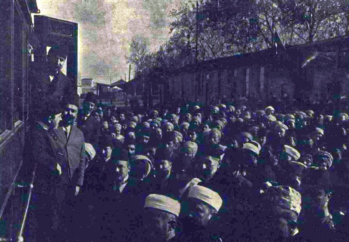 Servet-i Fünun dergisinde Halil Bey, 1920