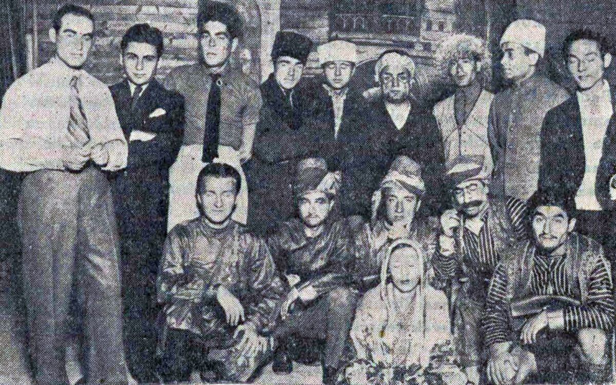 Cumhuriyet gazetesinin 23 Eylül 1933 tarihli Darüşşafaka'nın 60. yılı haberi