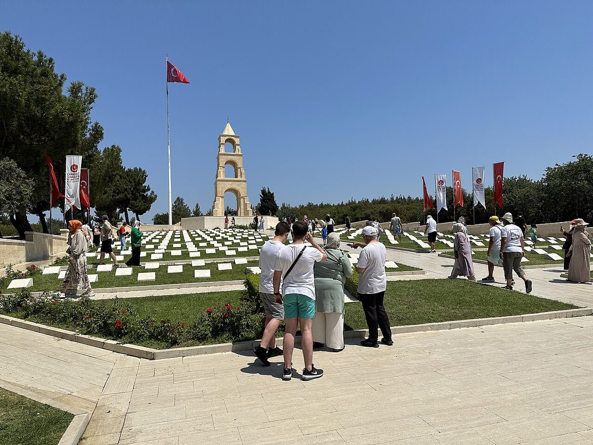 Gelibolu'daki 57. Alay Şehitliği