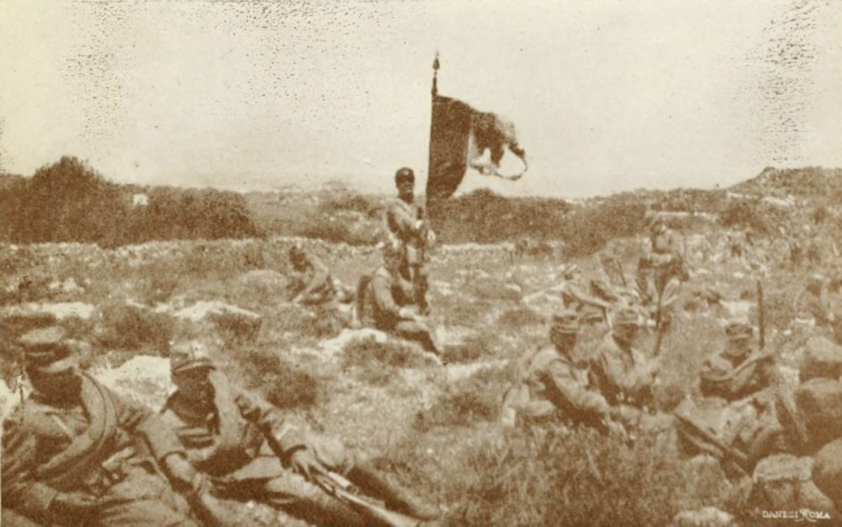 İtalyan birlikleri Rodos'ta ilerleyiş sırasında, 1912