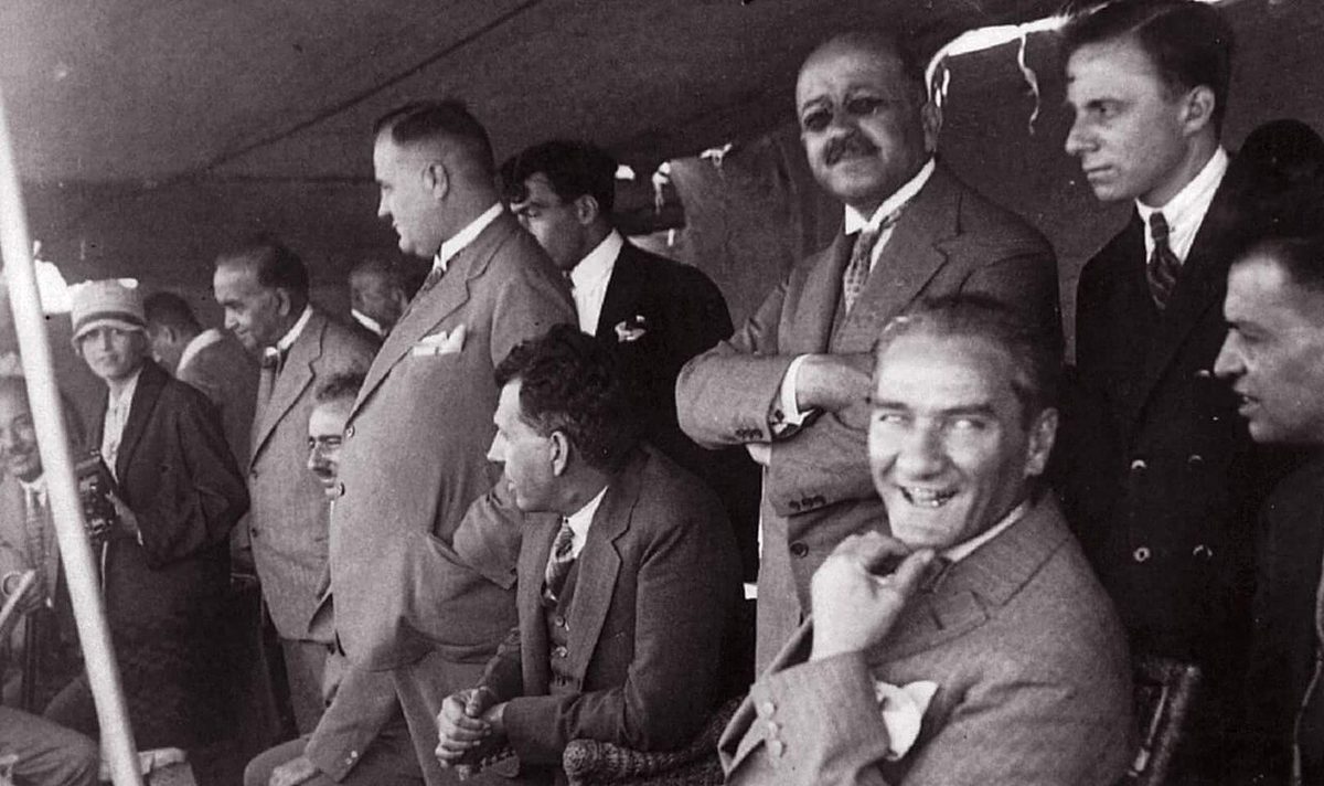 Mustafa Kemal 1927'de Söğütlü yatında