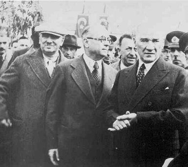 Atatürk ve Celâl Bayar, Afyon, 1937