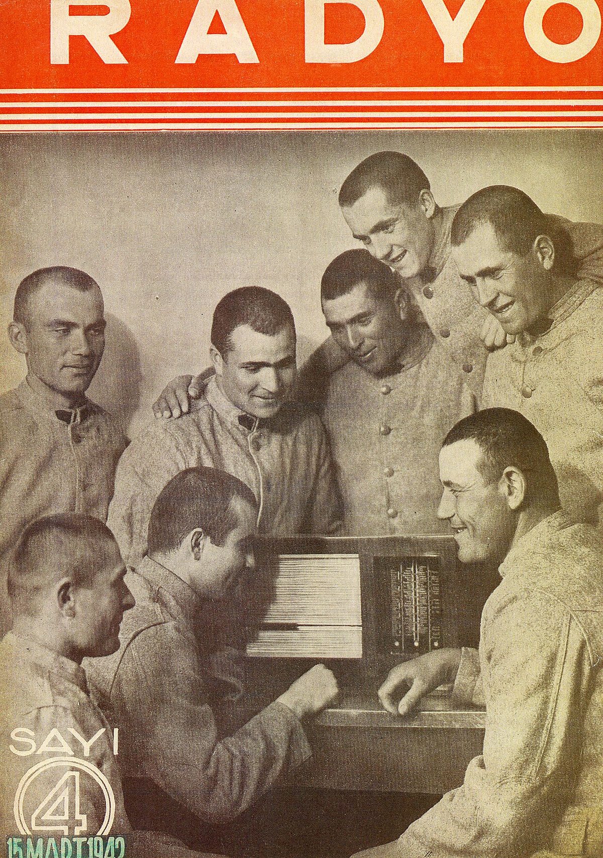 Atatürk Bulvarı'ndaki Radyoevi, 1940'lar