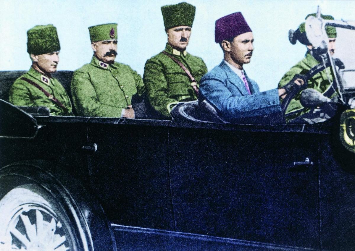 Mustafa Kemal Paşa ve kurmayları, 1922