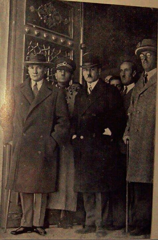 Atatürk ve Hamdullah Suphi Tanrıöver