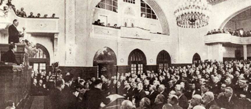 Atatürk CHP 4. Kurultayı'nda, 1935