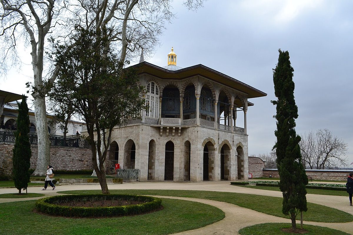 Topkapı Sarayı'nda Bağdat Köşkü