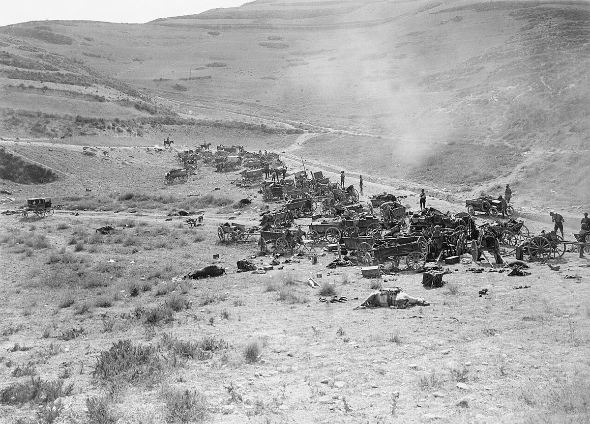 Megiddo Muharebesi sırasında hava saldırılarıyla yok edilen Osmanlı ikmal kolu