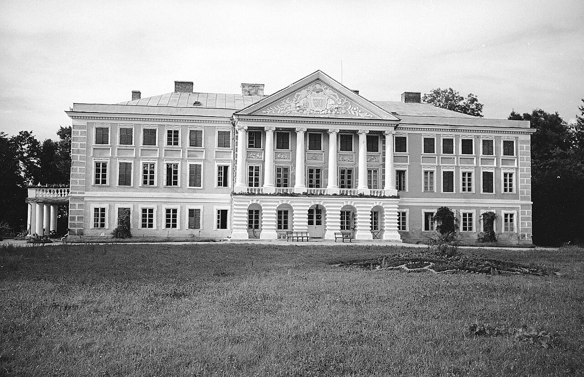 15. Kolordu karargâhının bulunduğu Burştın Sarayı, 1938