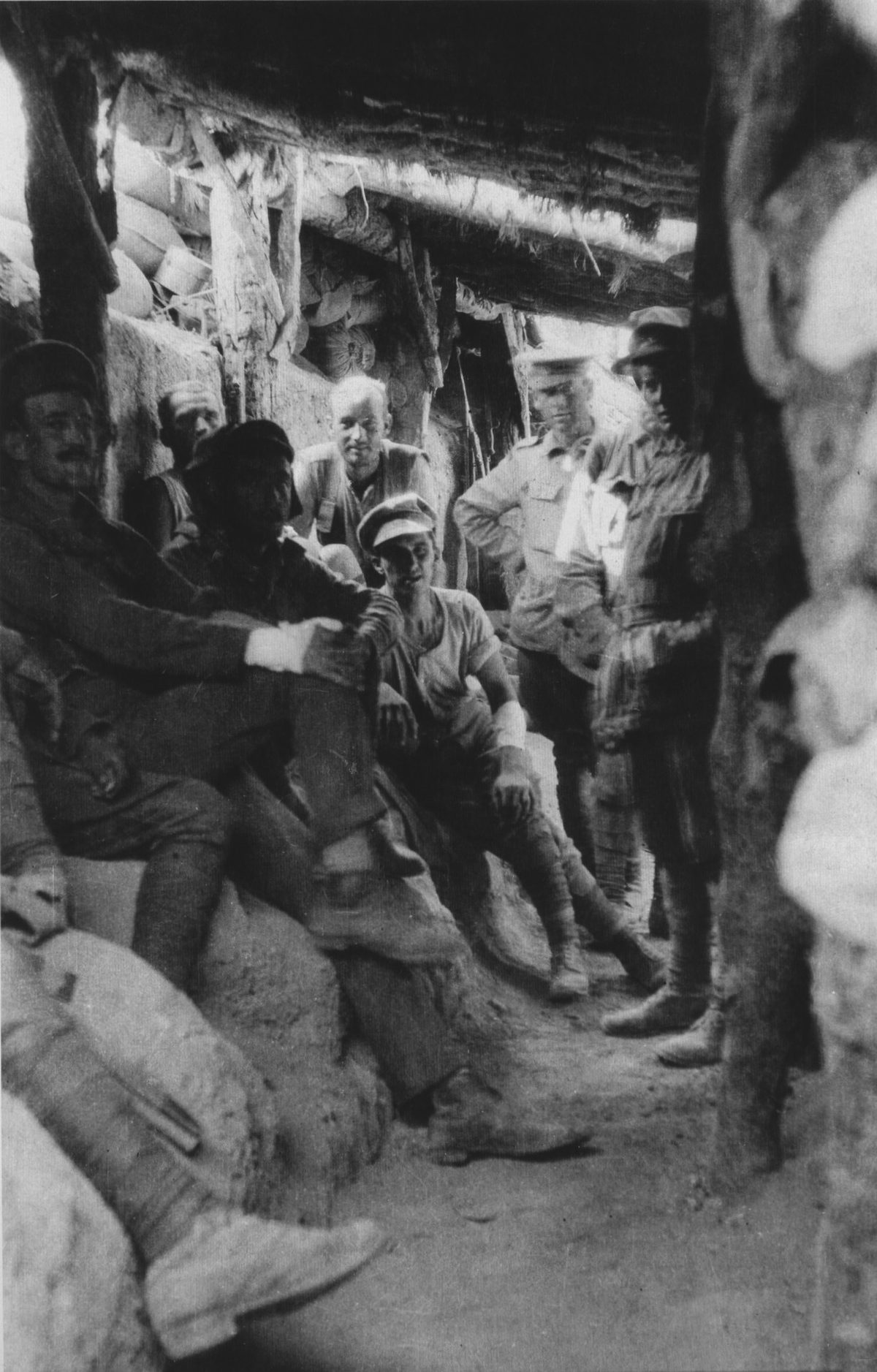 Kanlısırt'ta Anzak birliklerinin eline geçen Osmanlı siperi, 1915