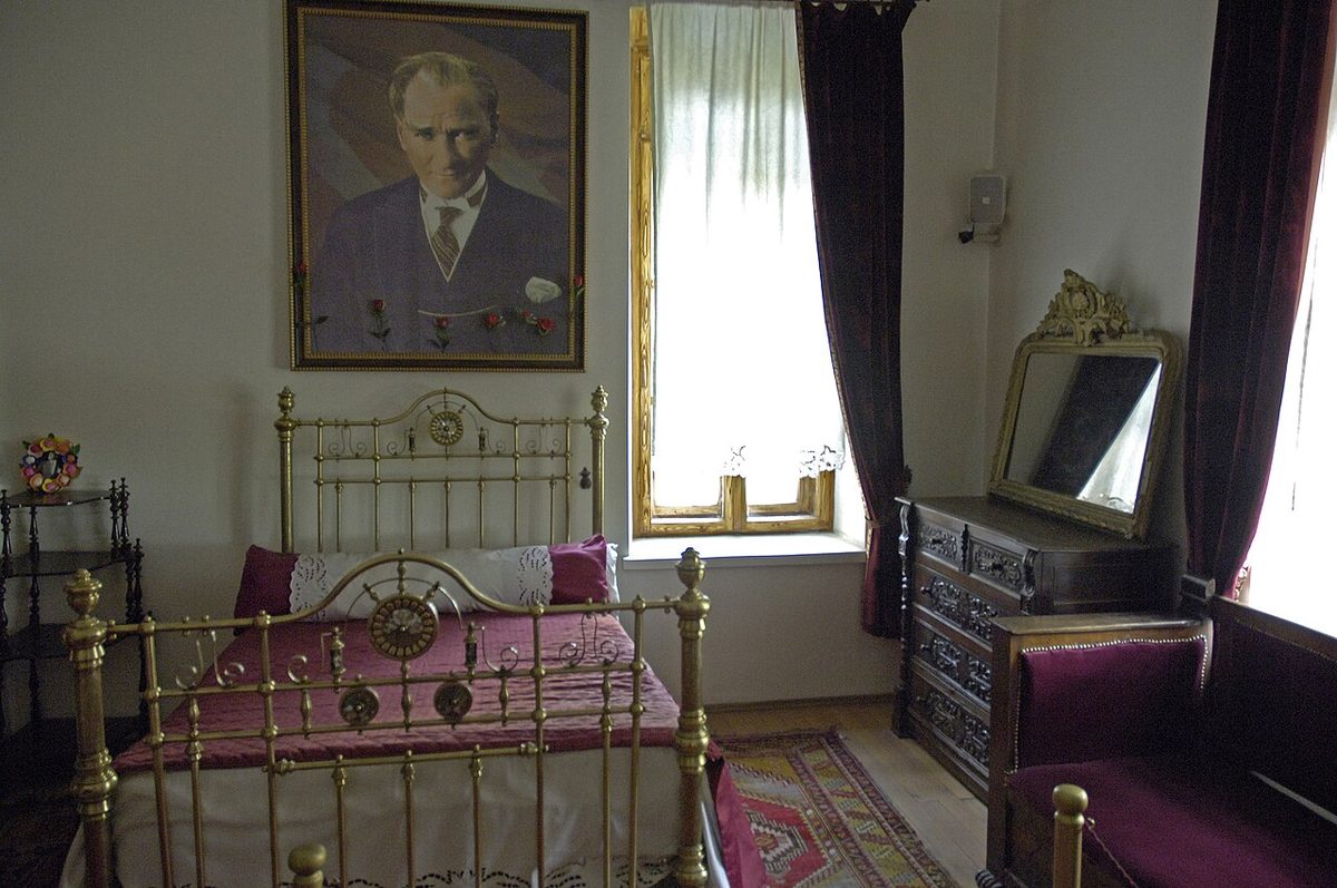 Erzurum Atatürk Evi'nin içinden bir görünüm, 2006