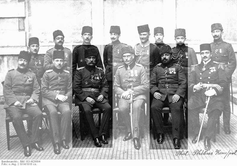 Esat Paşa ve kardeşi Vehip Paşa