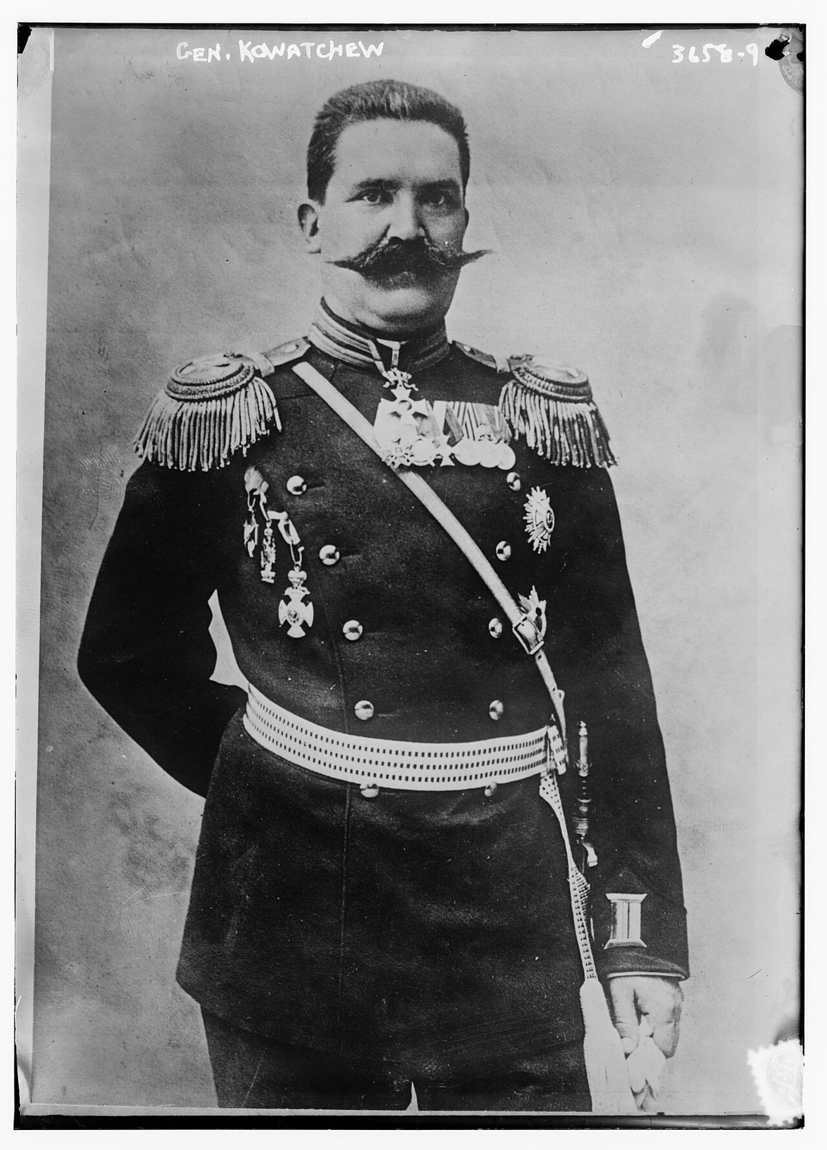General Kovaçev'in bir başka portresi