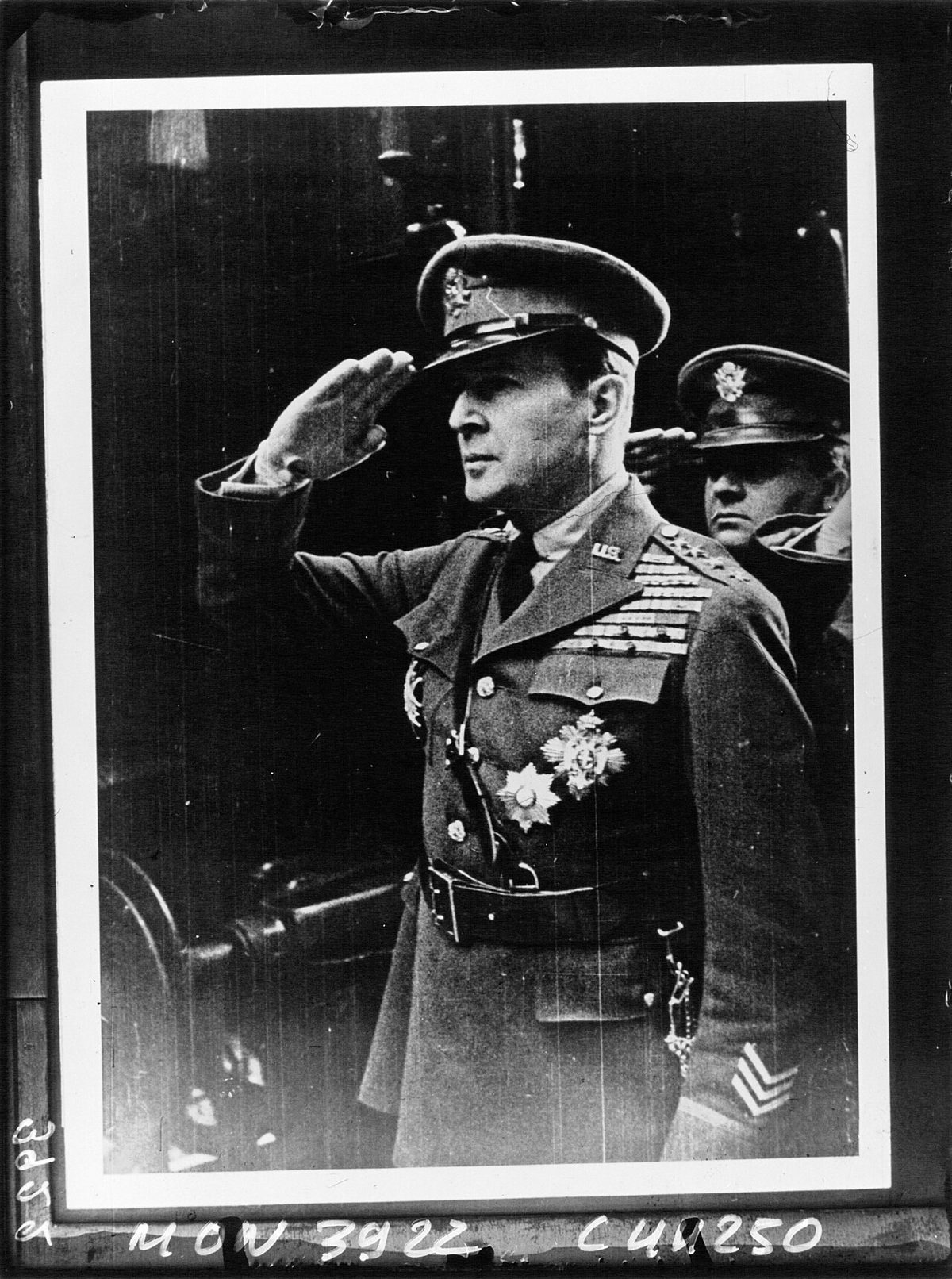 Amerikan Genelkurmay Başkanı General MacArthur, 1932
