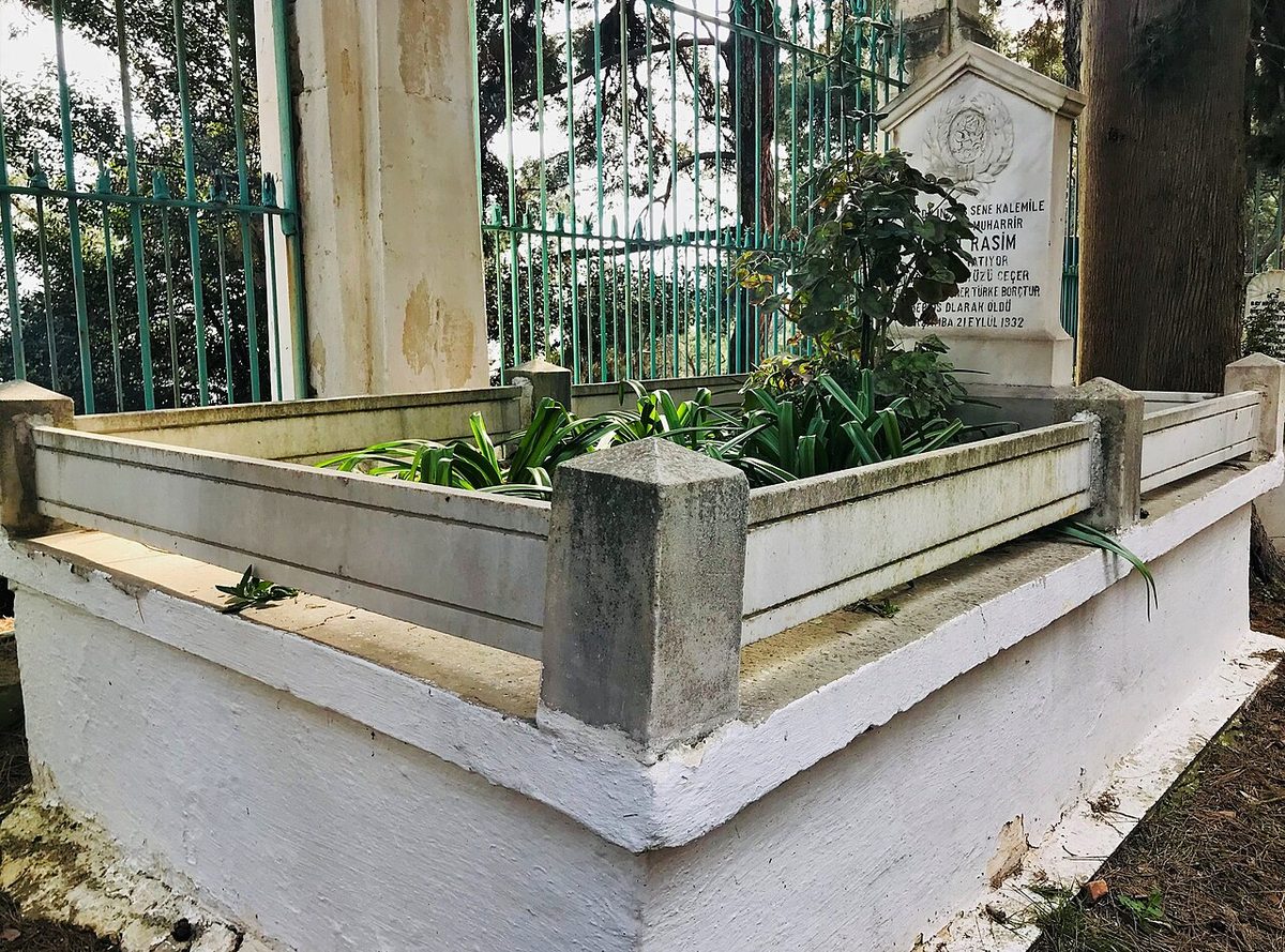 Ahmet Rasim'in Heybeliada'daki mezarı