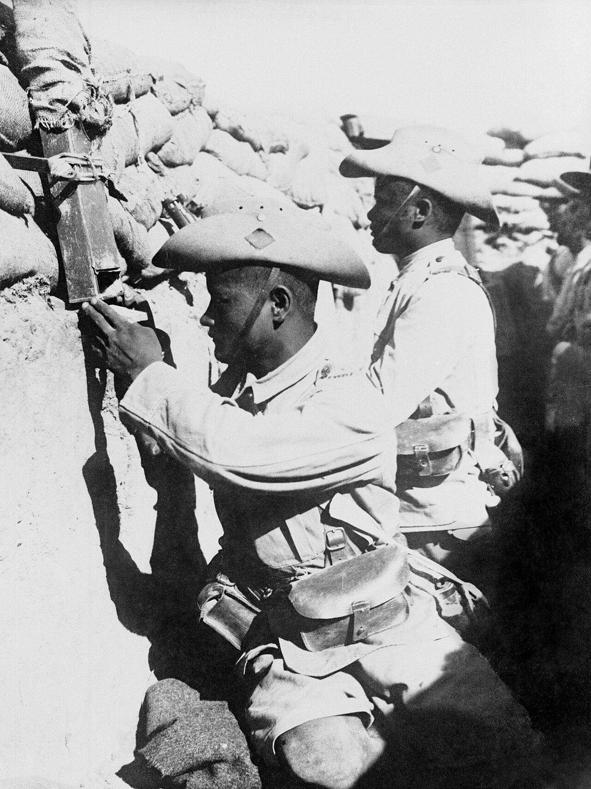Filistin cephesinde nöbet tutan Gurka askerleri, Aralık 1917