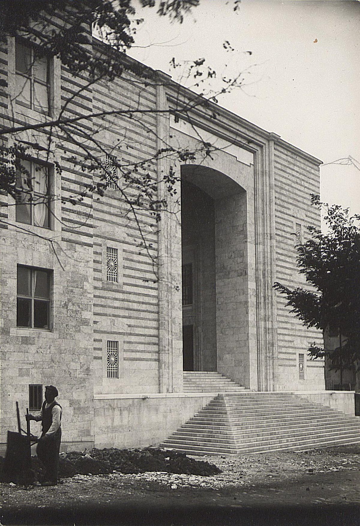 İstanbul Üniversitesi Fen-Edebiyat Fakültesi binası
