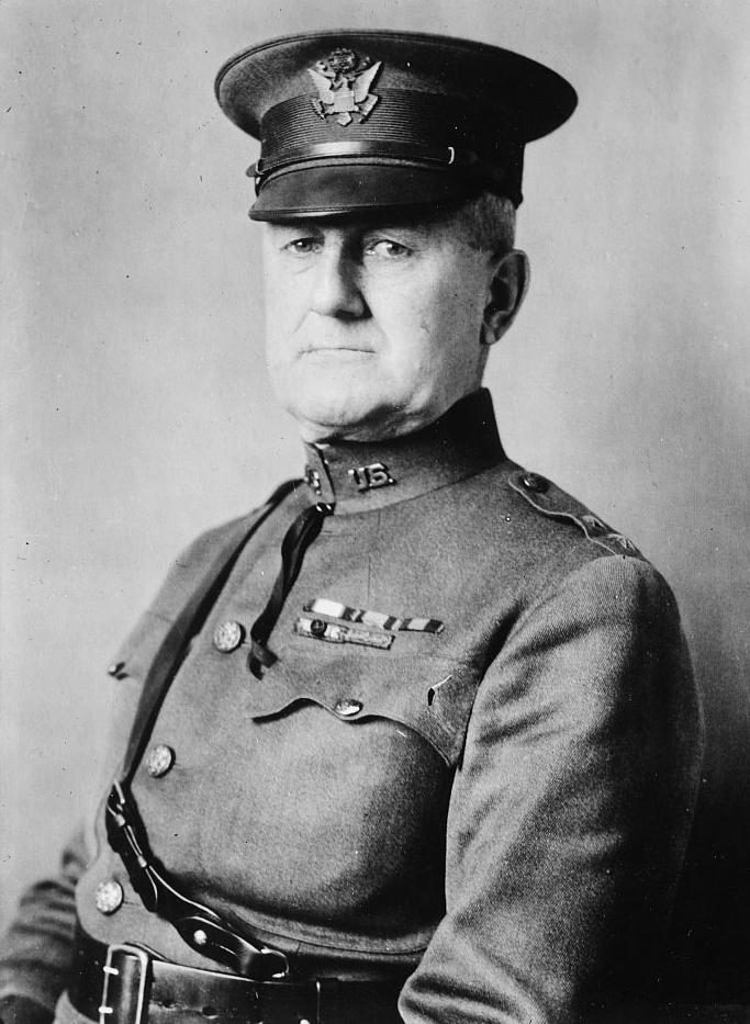 Amerikan Askerî Heyeti'nin başkanı General James G. Harbord
