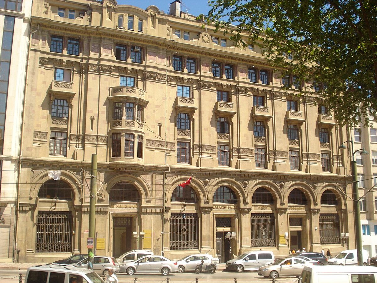 Mongeri'nin İstanbul'daki eseri Karaköy Palas