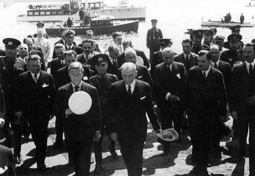 İngiltere Kralı VIII. Edward ve Cumhurbaşkanı Kemal Atatürk, 1936