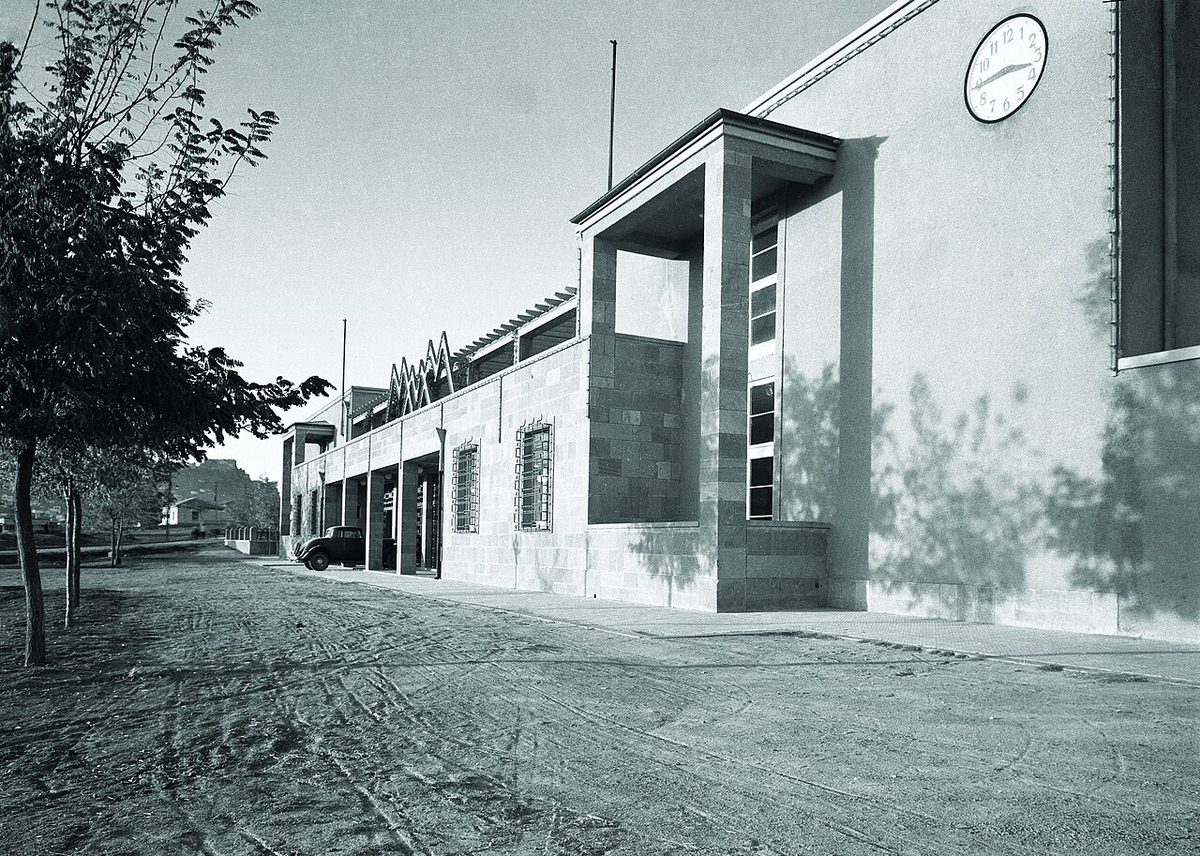 Cebeci'deki Musiki Muallim Mektebi binası, 1930'lar; konservatuvar bu binada doğdu