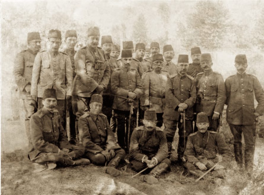 Mustafa Kemal askerî tatbikatta, Selanik, 1909