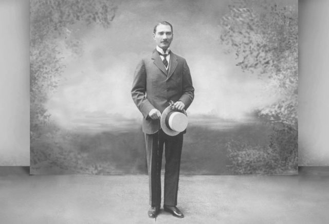 Mustafa Kemal 1918 yazında Karlsbad'da tedavi görürken