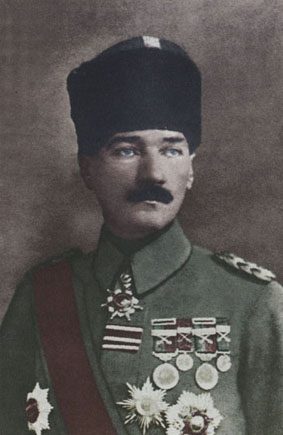 Mustafa Kemal Paşa, Kasım 1918'de İstanbul'da
