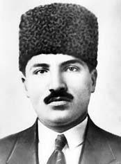 Maarif Vekili Mustafa Necati Bey