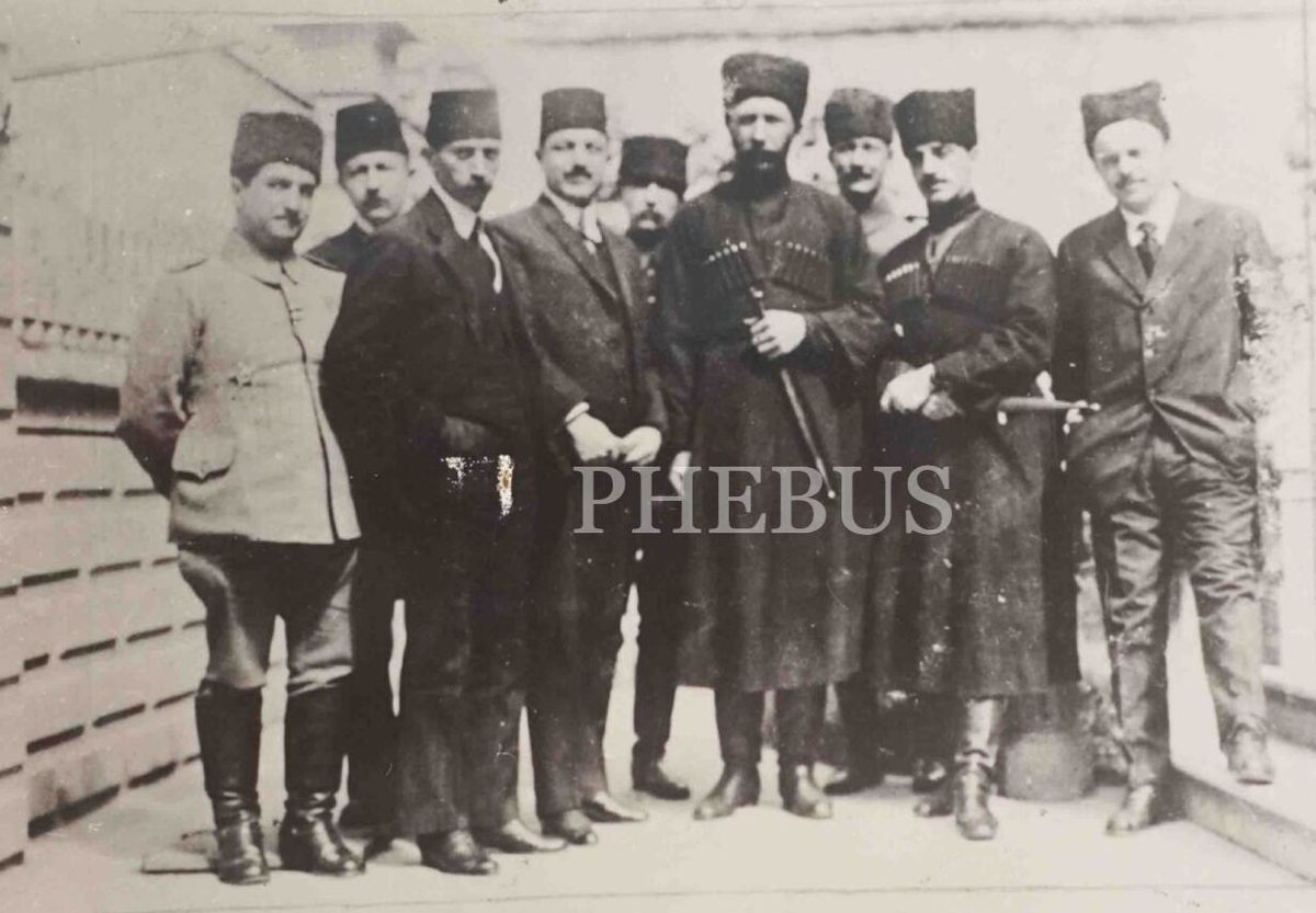 1918 Trabzon görüşmelerinde Osmanlı ve Kuzey Kafkasya temsilcileri