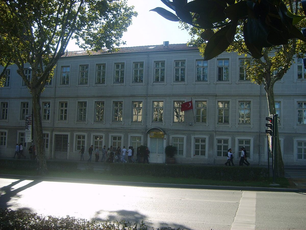 Notre Dame de Sion Lisesi, İstanbul
