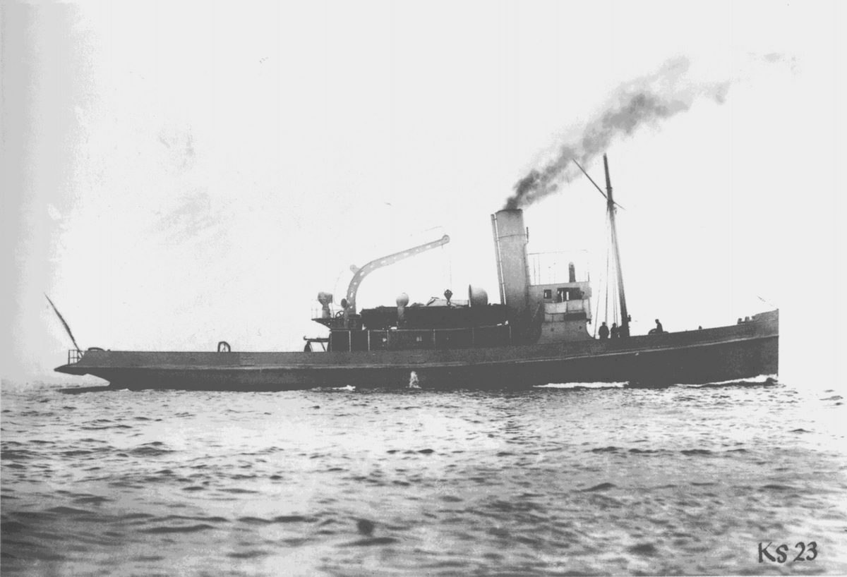 Nusret mayın gemisi 1912'de Kiel Körfezi'ndeki deneme seyrinde