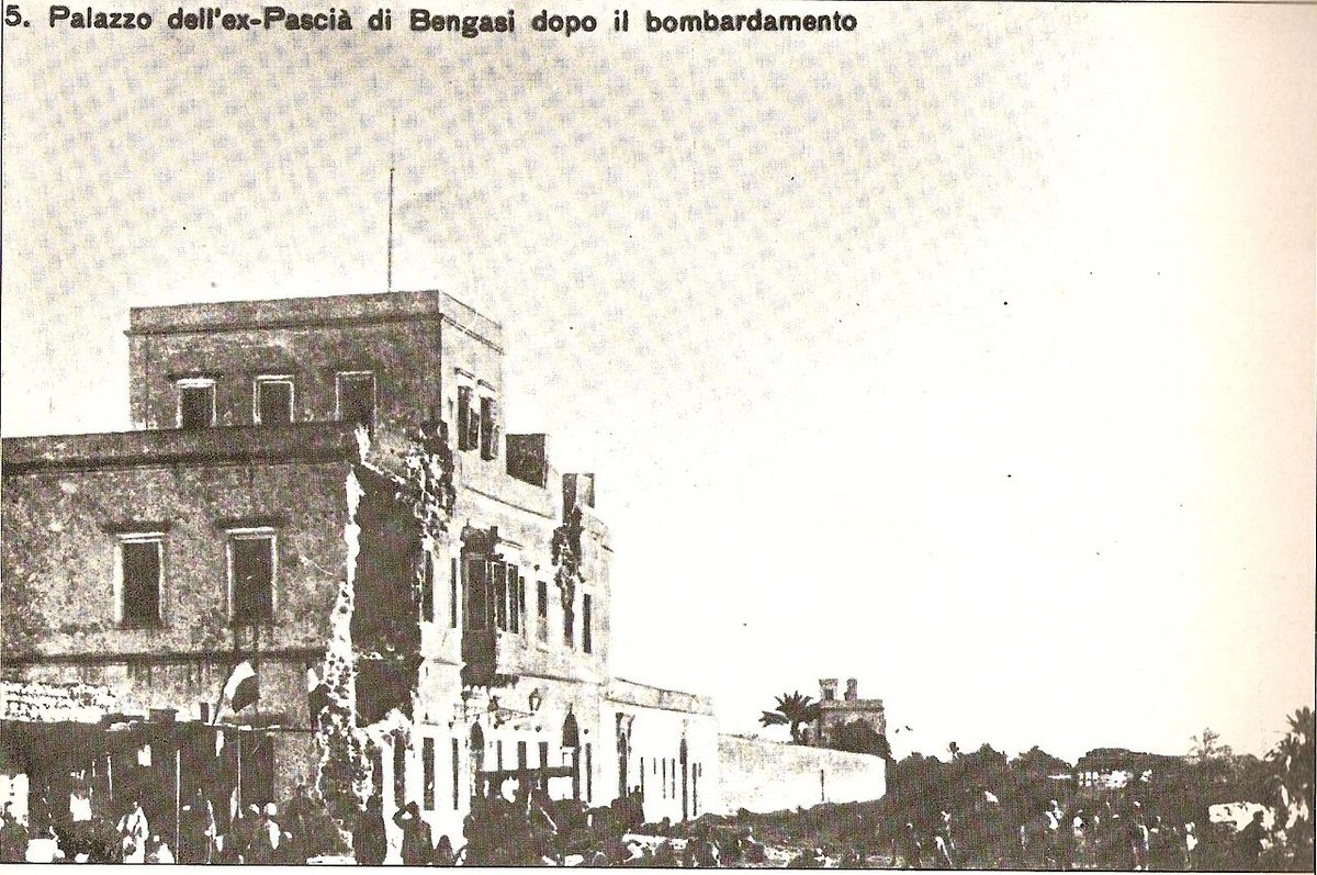 Bombardımandan sonra Bingazi'deki paşa konağı