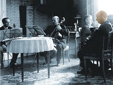 Besteci Paul Hindemith, 1933