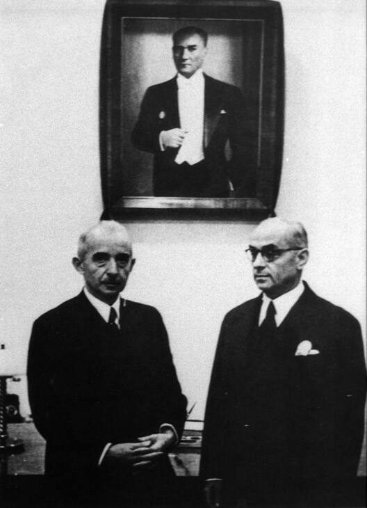 İsmet İnönü ve Celal Bayar