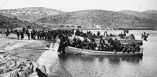İtalyan askerlerinin 1912'de Rodos'a çıkarması