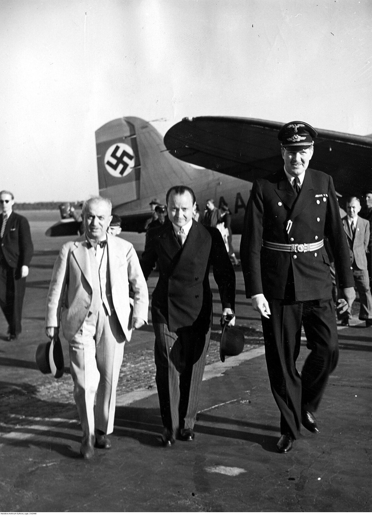 Saffet Arıkan, Berlin, 1942