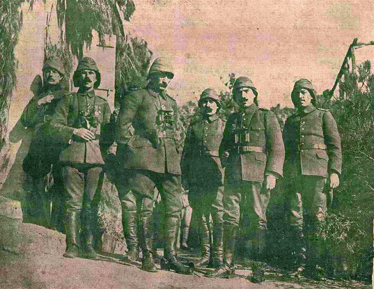Servet-i Fünun dergisinin 1916 tarihli Anafartalar sayısından bir sayfa