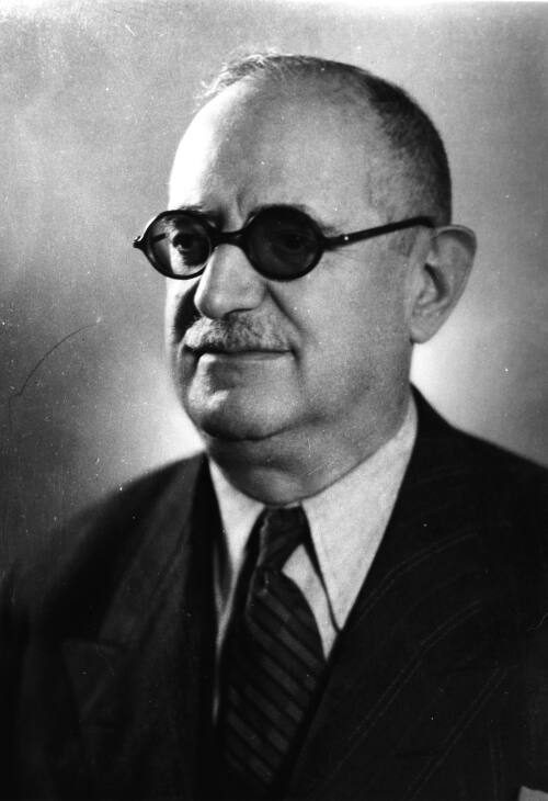 İlk banknotlarda imzası bulunan Maliye Vekili Abdülhalik Renda