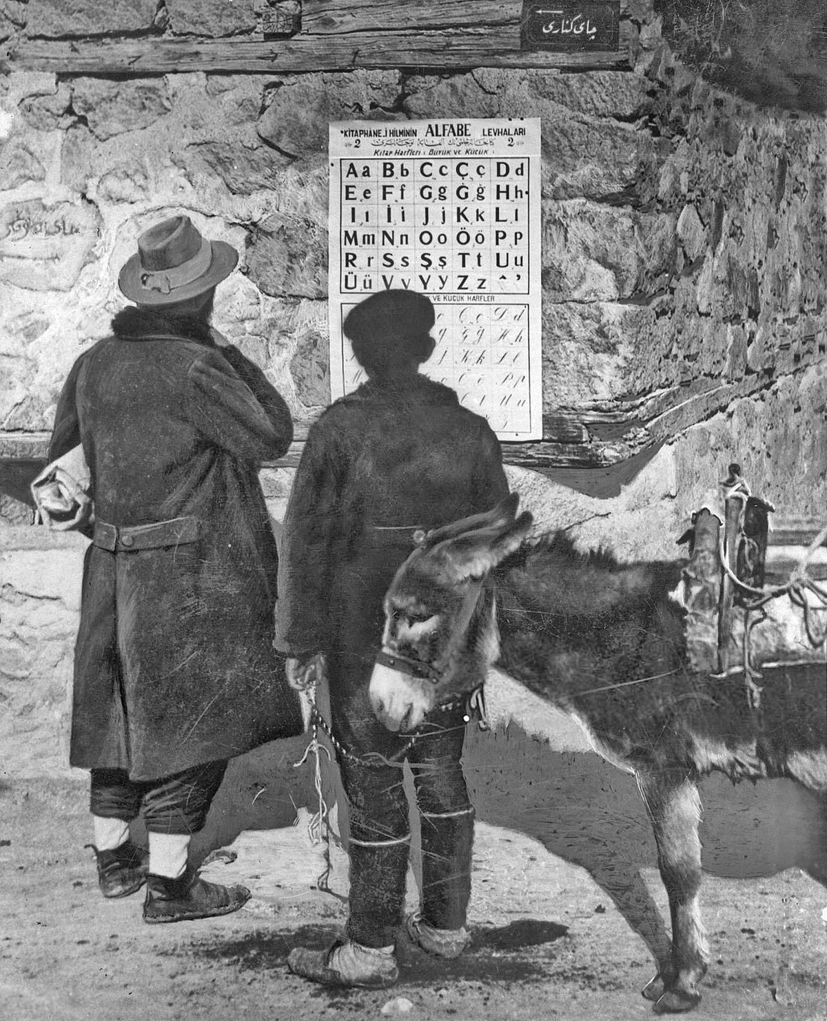 Yeni Türk harfleriyle ilk derslerden biri, Kasım 1928
