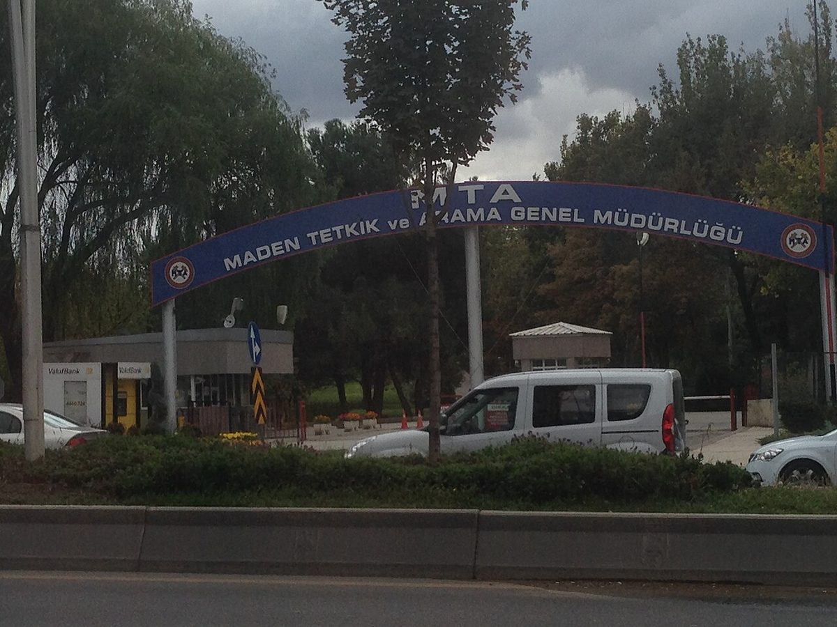 Ankara'daki Maden Tetkik ve Arama Genel Müdürlüğü binası