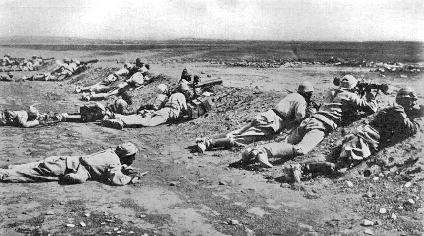 İkinci Gazze Muharebesi'nde Osmanlı makineli tüfek ekibi, 1917