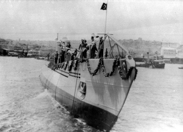 TCG Atılay denizaltısı, 1939
