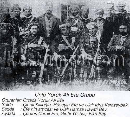 Yörük Ali Efe ve küçük bir grup efe