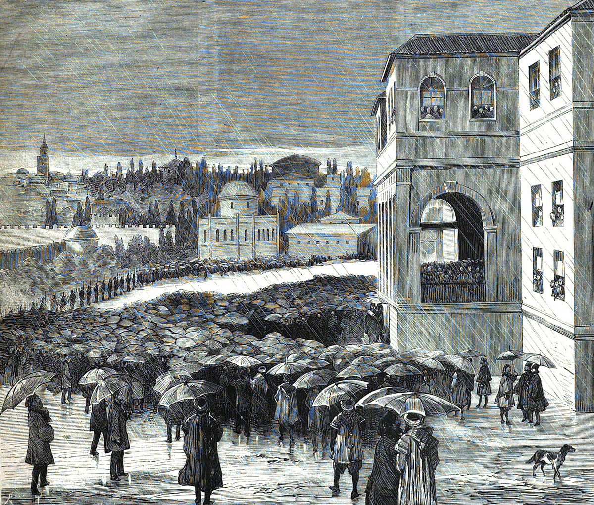 1876 Kanun-ı Esasi'nin Bab-ı Âli'de ilanını gösteren İspanyol dergisi gravürü