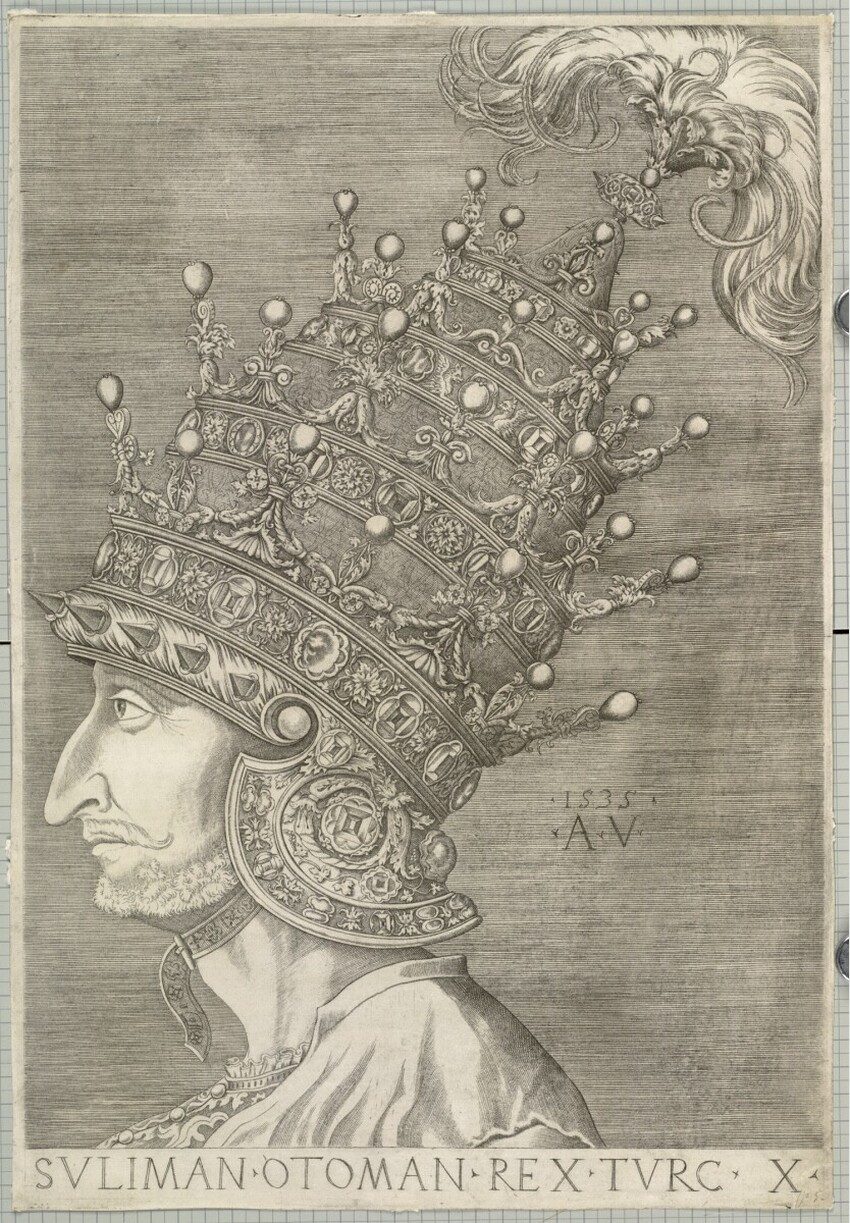 Agostino Veneziano'nun Kanuni Sultan Süleyman'ı taç-miğferle gösteren gravürü