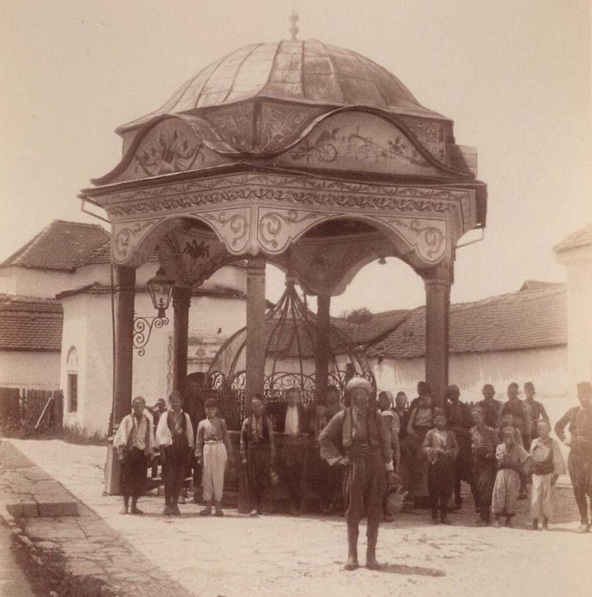 Ferhadiye Camii'nin şadırvanı, 1890