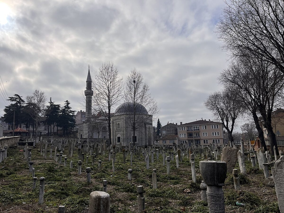 Edirne'deki Beylerbeyi türbesi ve çevresi