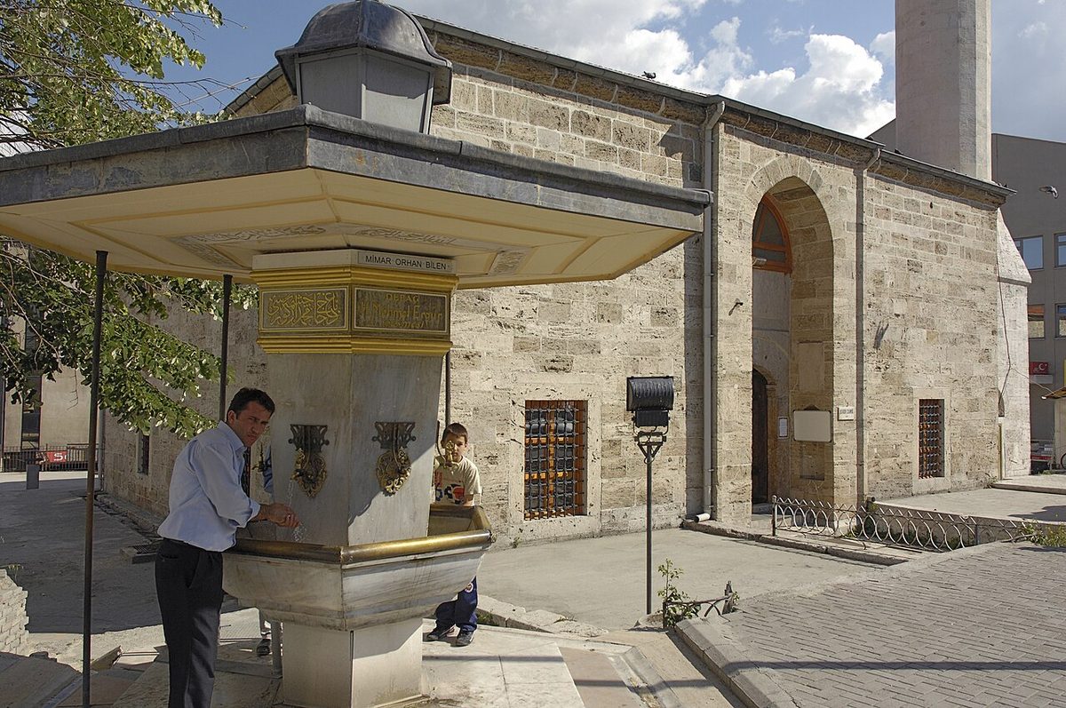 Bolu Kadı Camii'nin bir başka görünümü