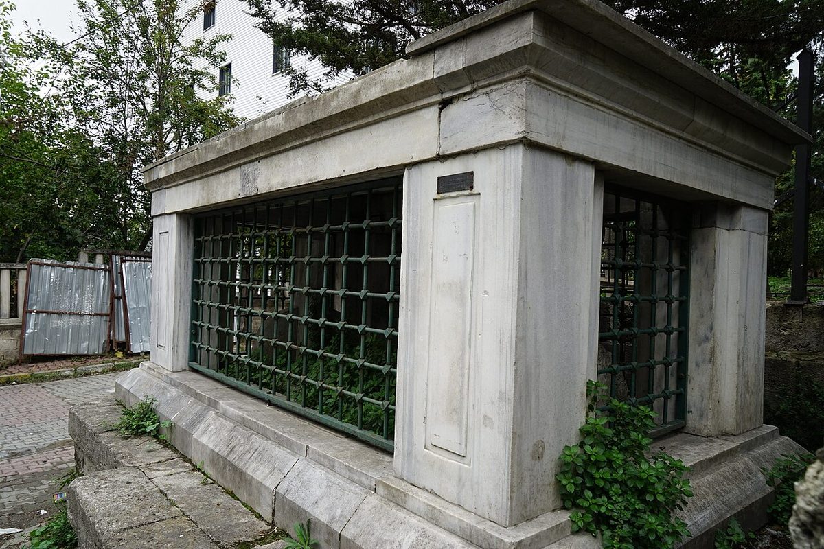 Itrî'ye ait olduğu kabul edilen kabir